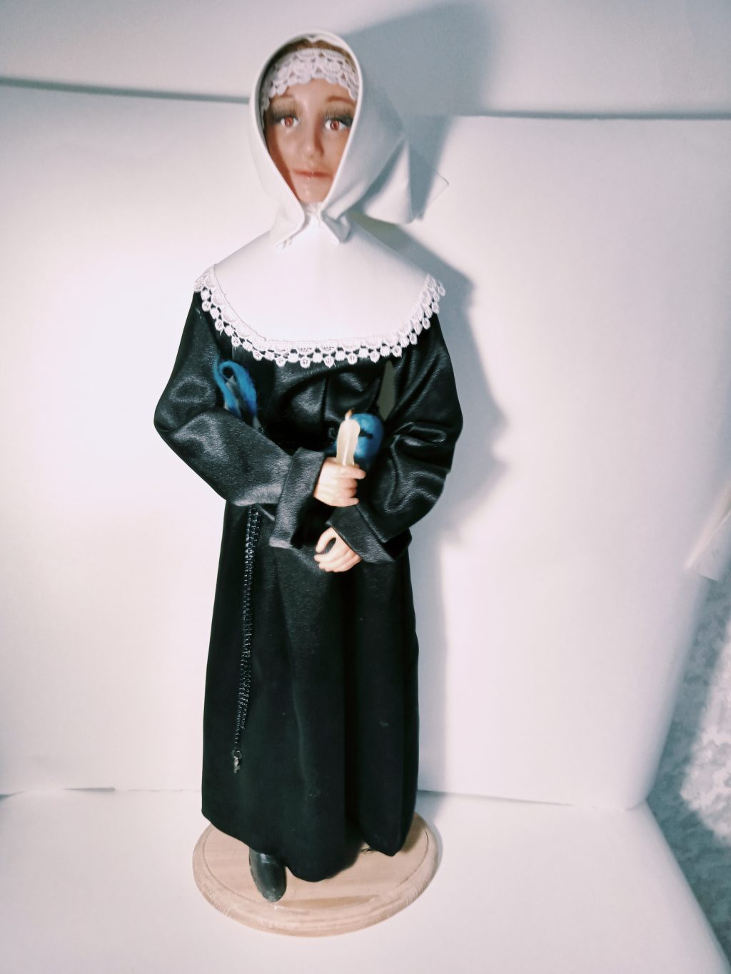 Кукла Монахиня
