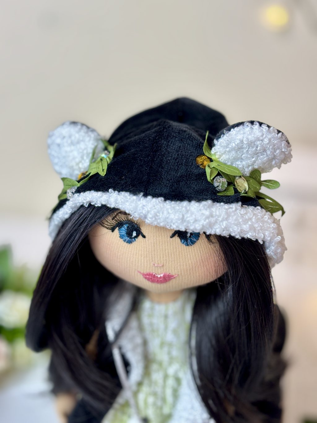 Оригинальный подарок — кукла Панда из ткани