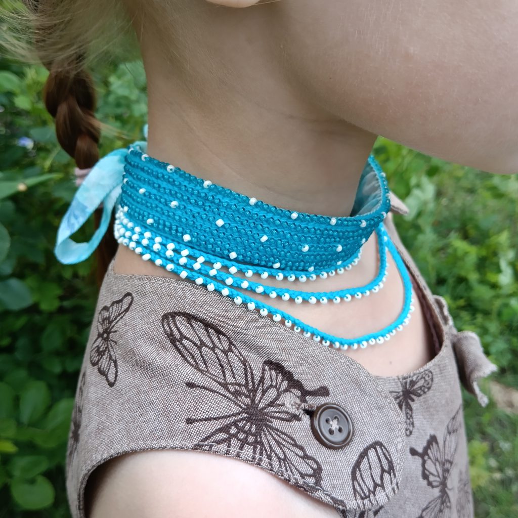 Бирюзовый ожерелок