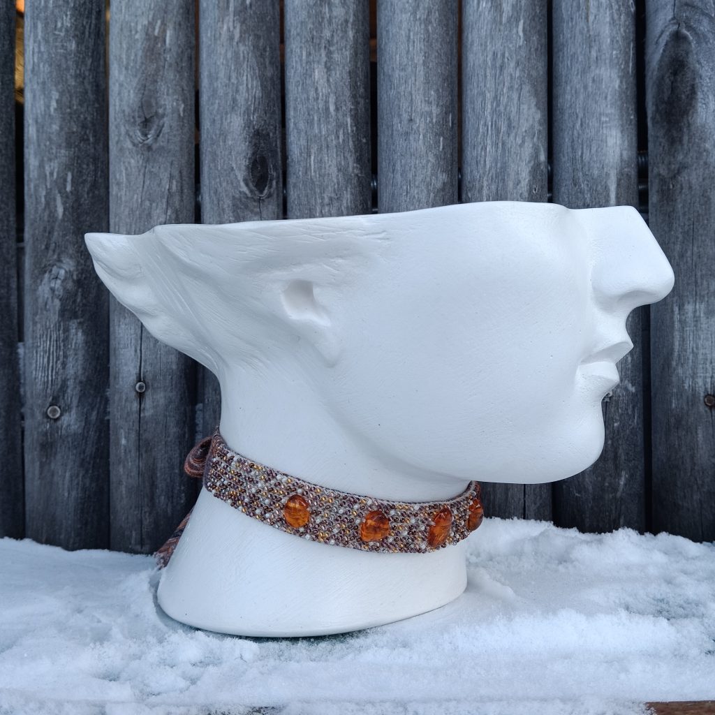 Янтарное ожерелье