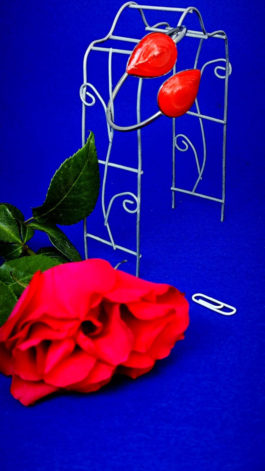 Браслет квиллинг.