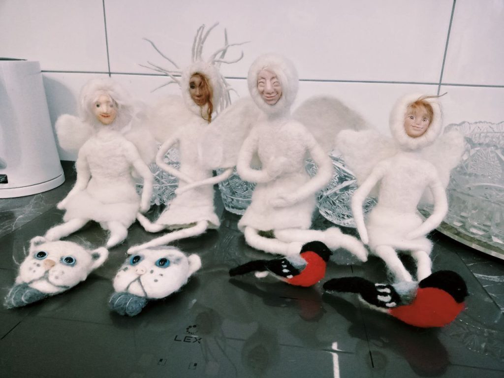 Ангел белый