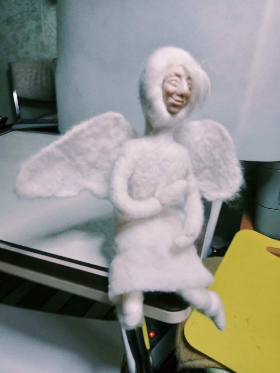 Ангел белый