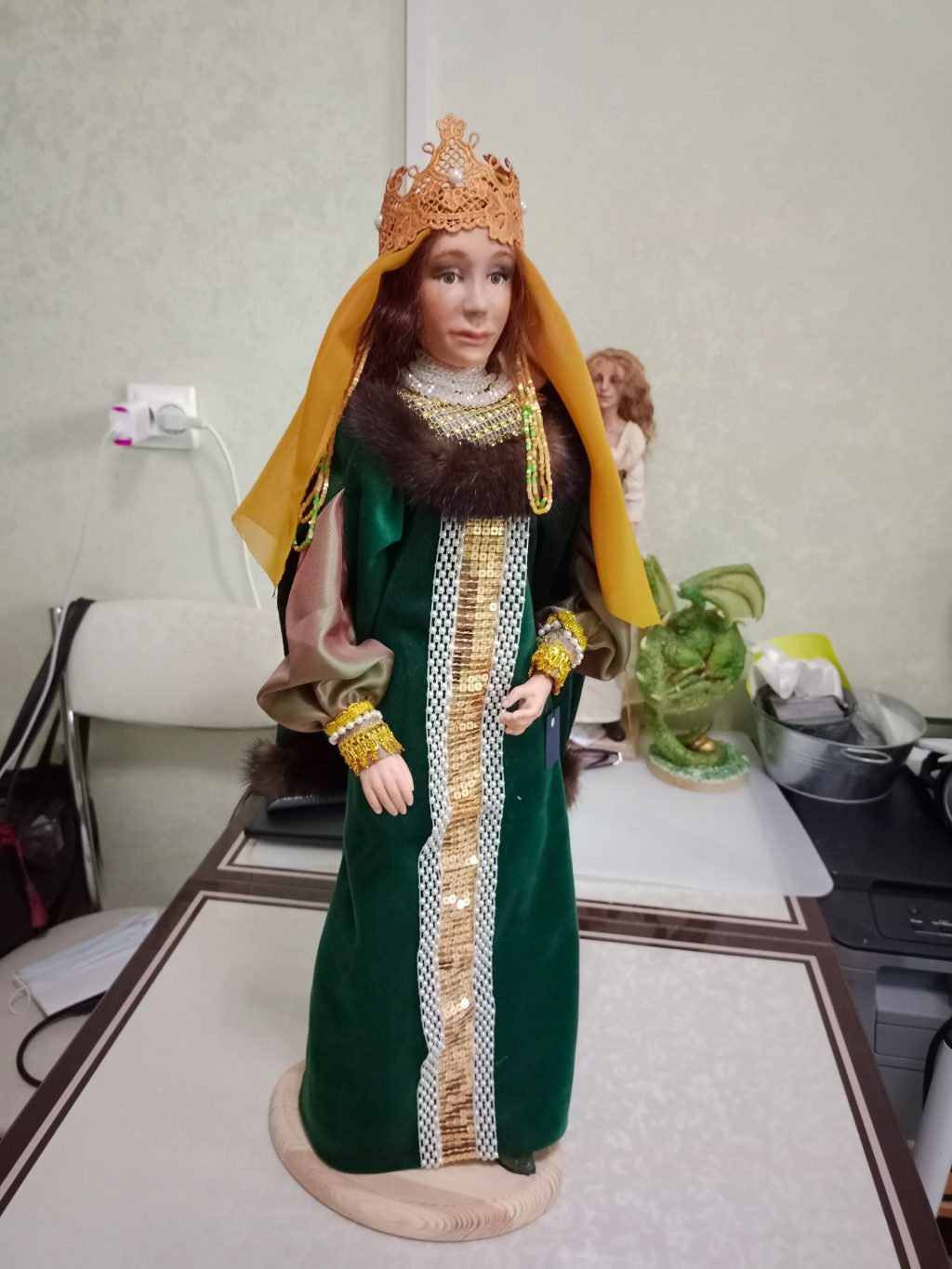 Кукла царица