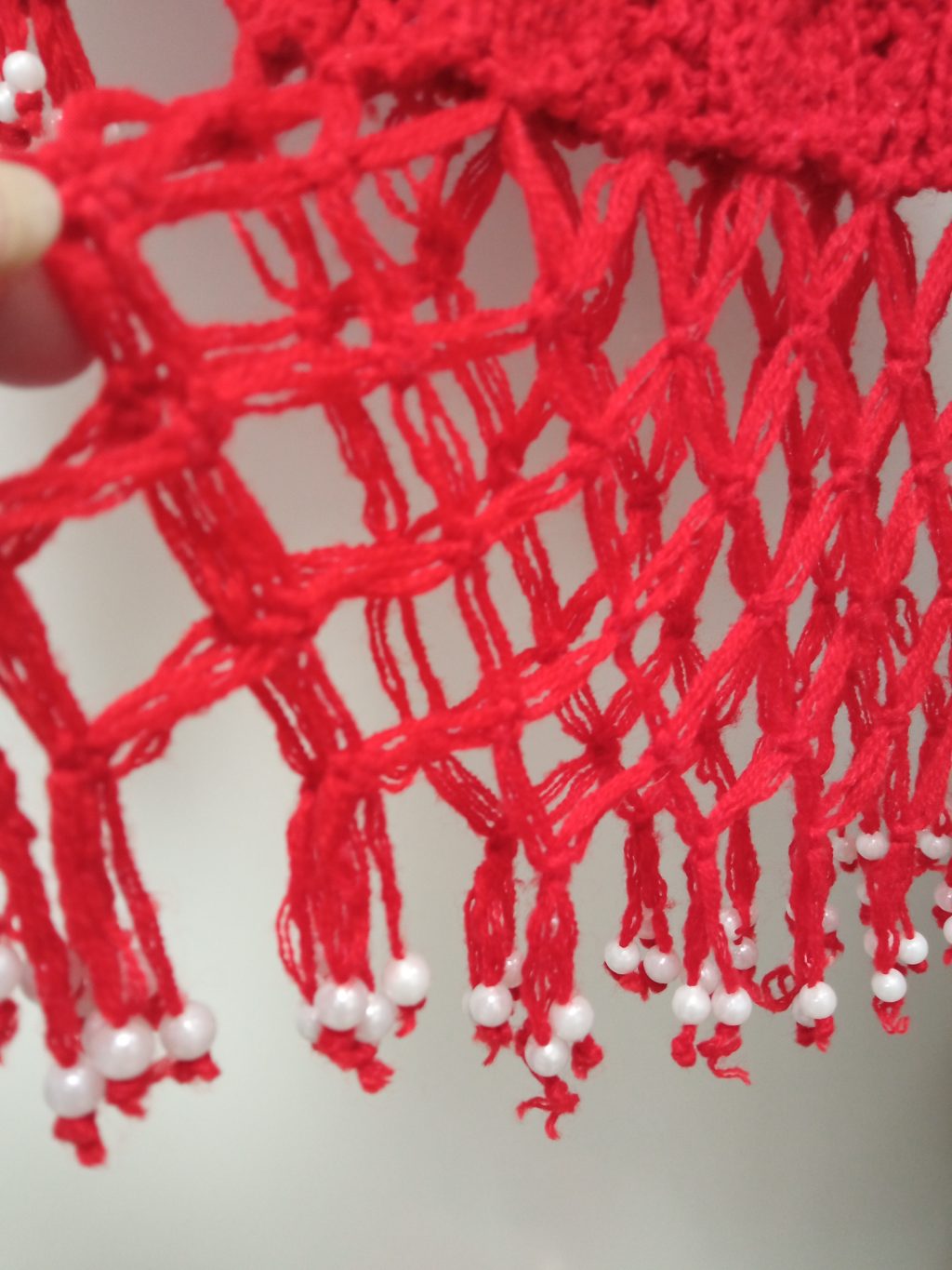 Красная кофточка