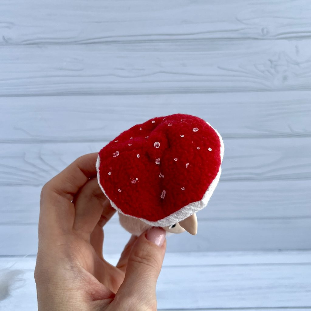 Интерьерная игрушка гном Мухоморчик