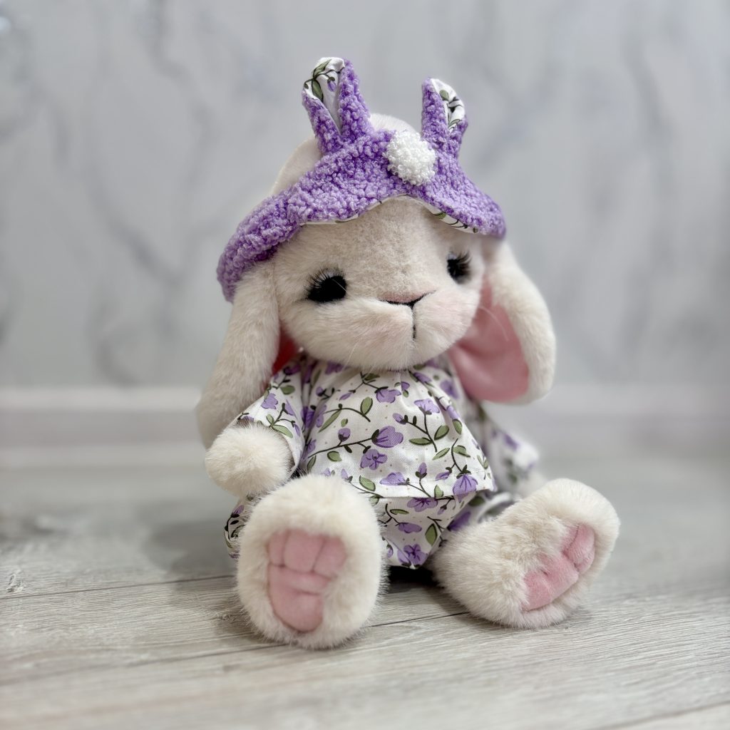 Большой зайка из меха норки