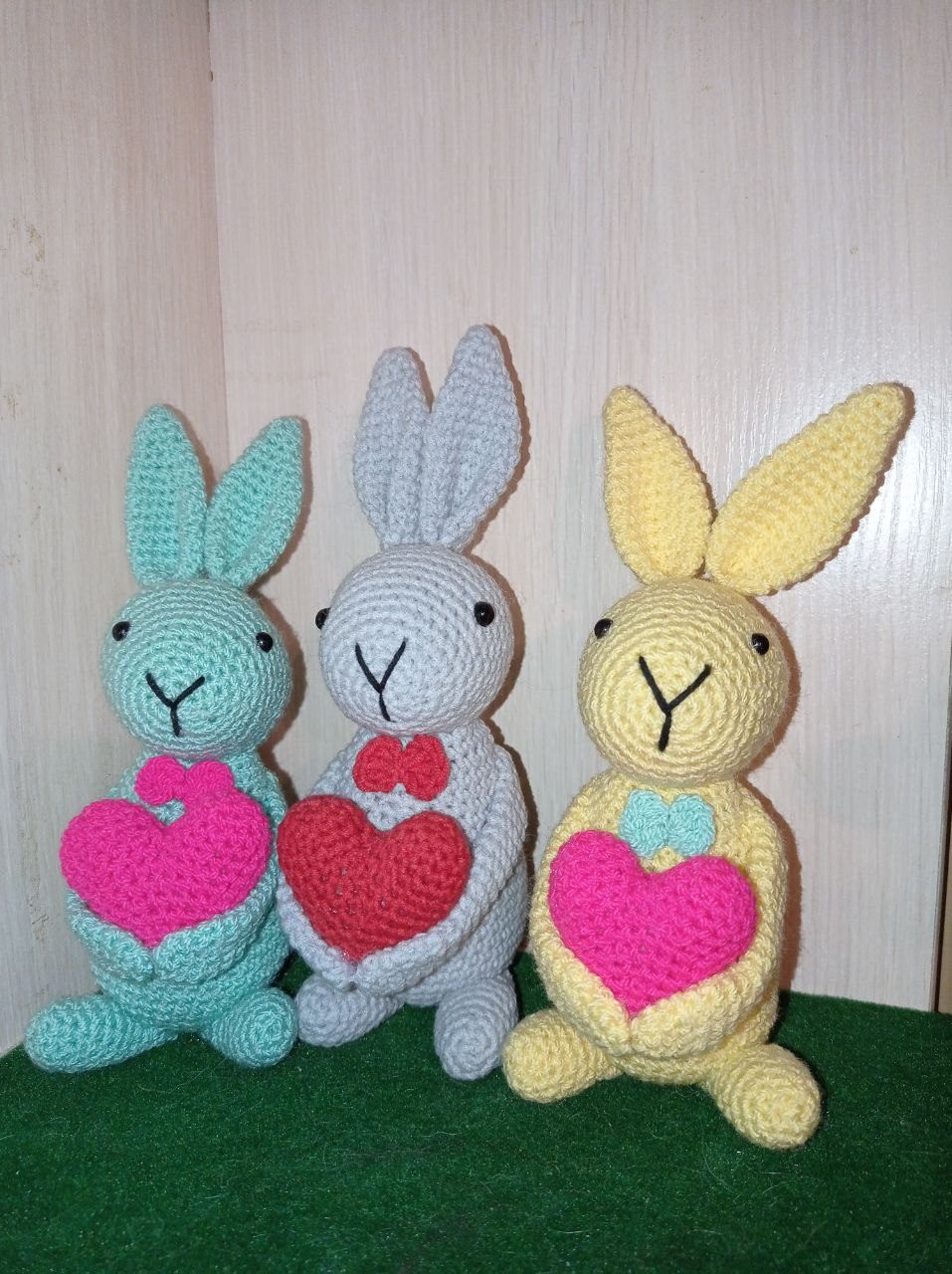 Зайка с сердечком