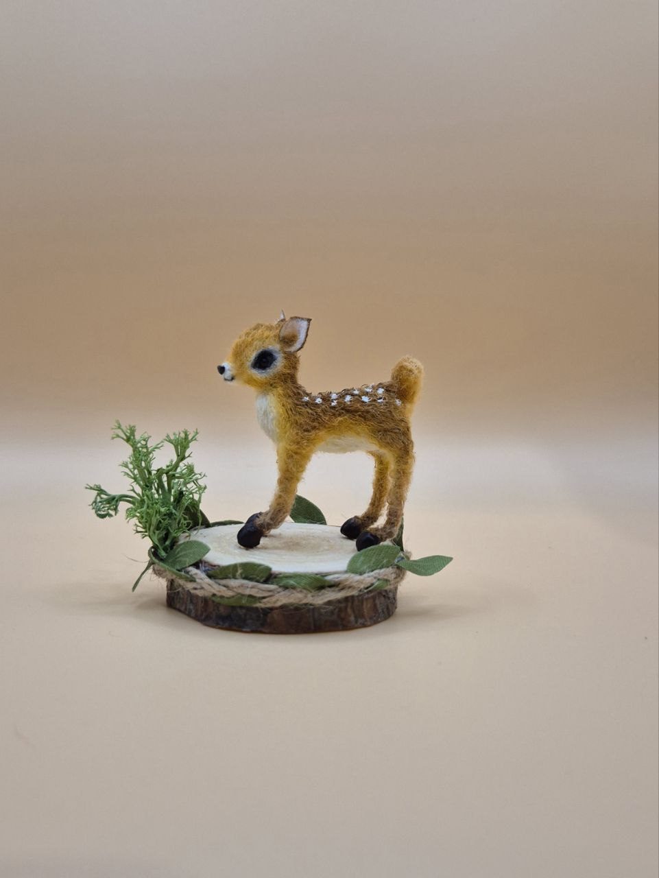 Вязаный оленёнок Бэмби