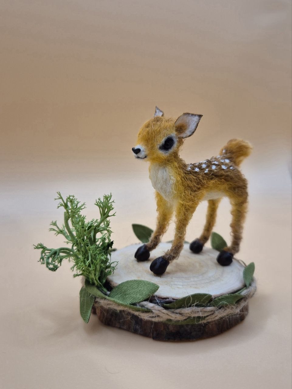 Вязаный оленёнок Бэмби