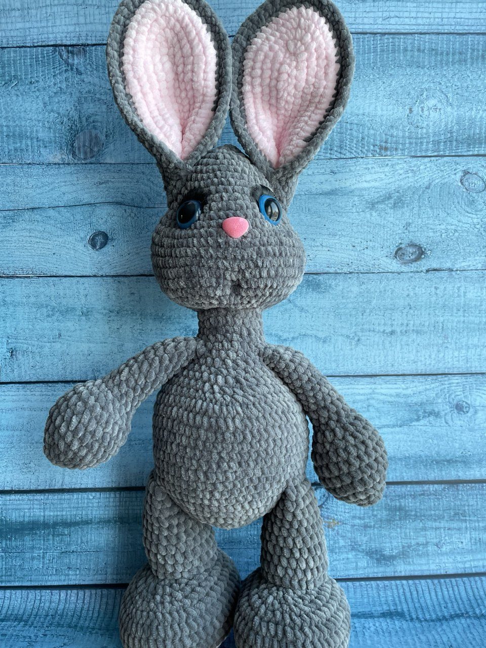 Зайка плюшевый