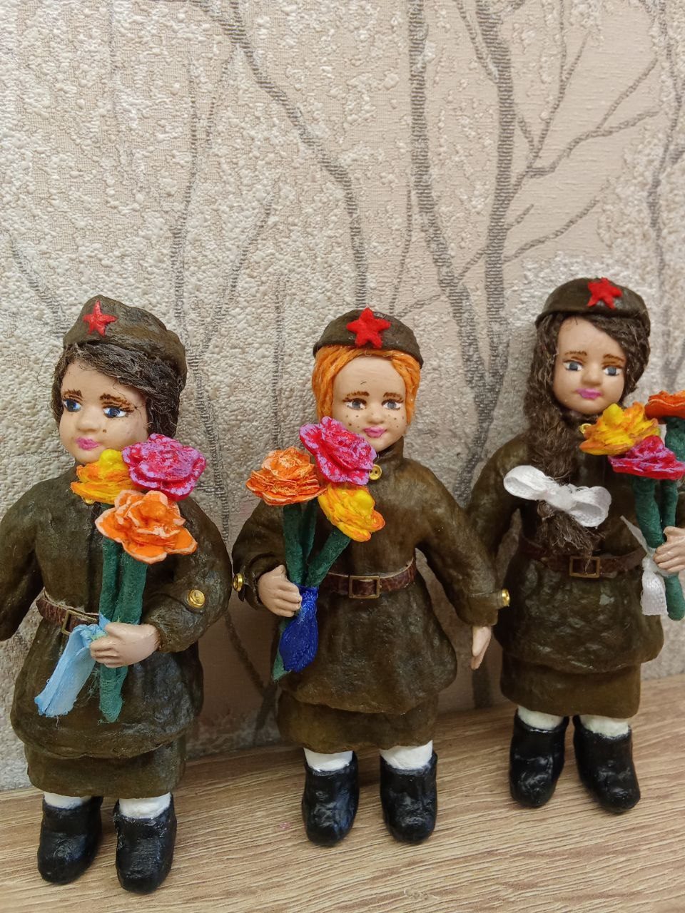 «С Днем Победы»