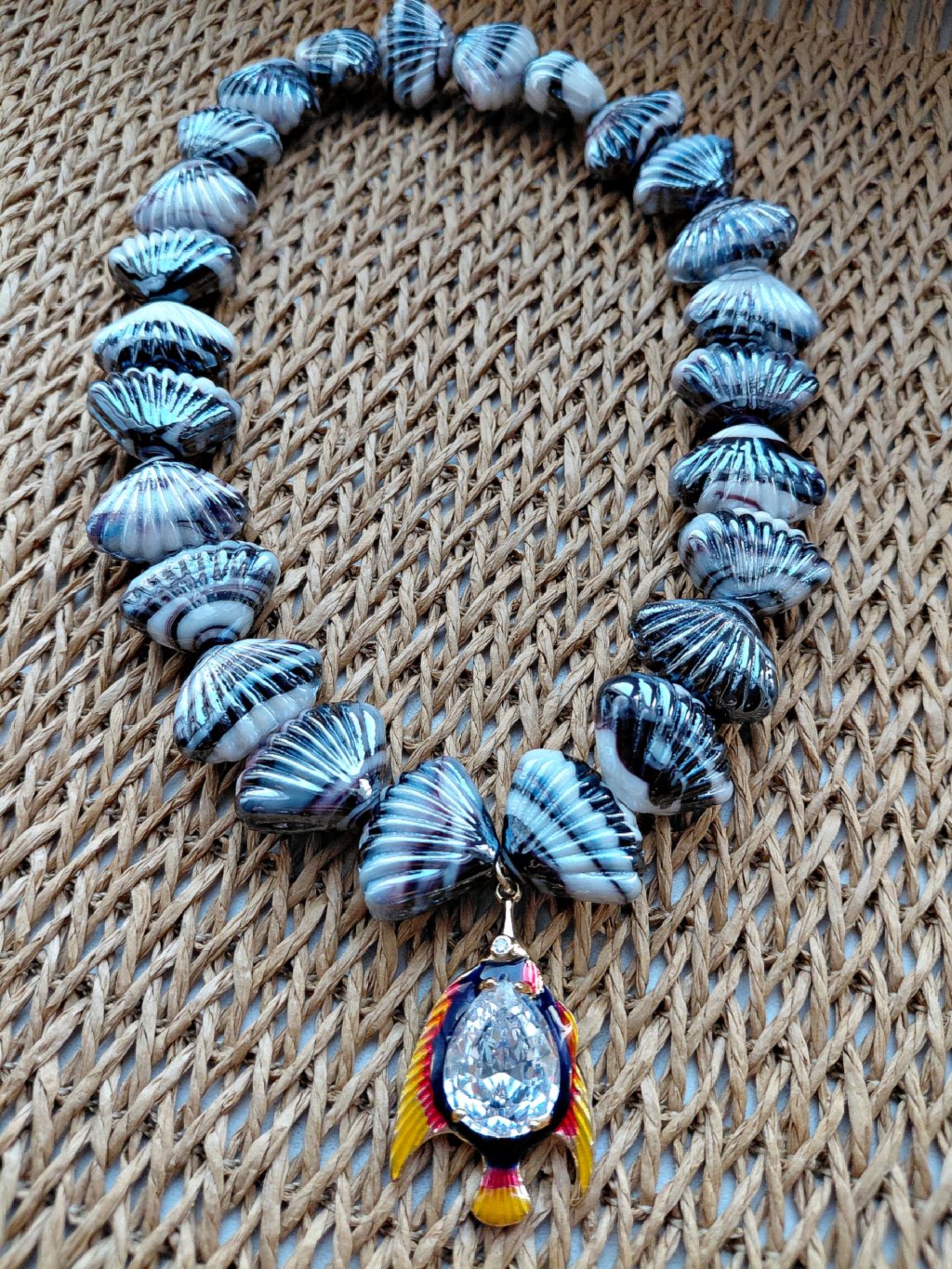 Чокер из ракушек «Морской бриз»