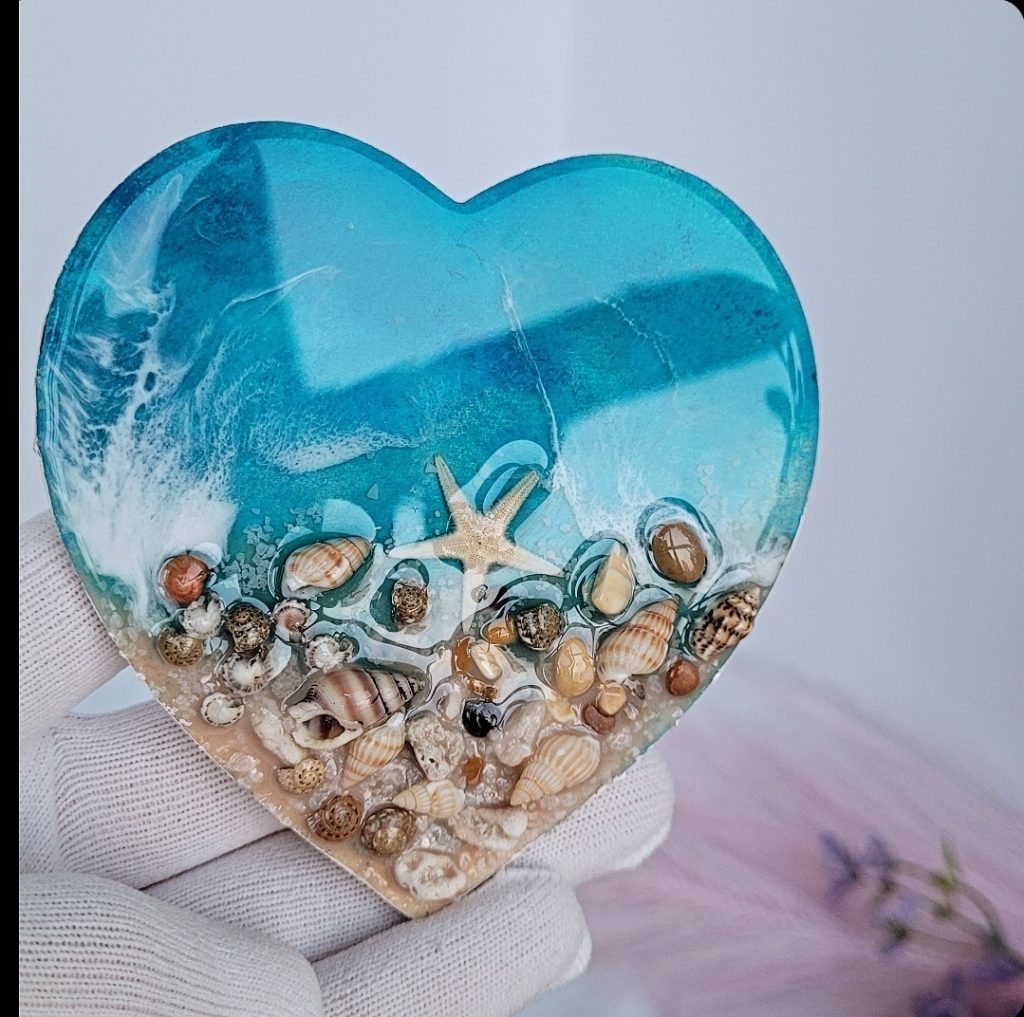 Магнит Сердце моря ручной работы