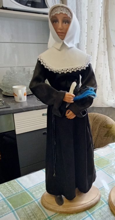 Кукла Монахиня