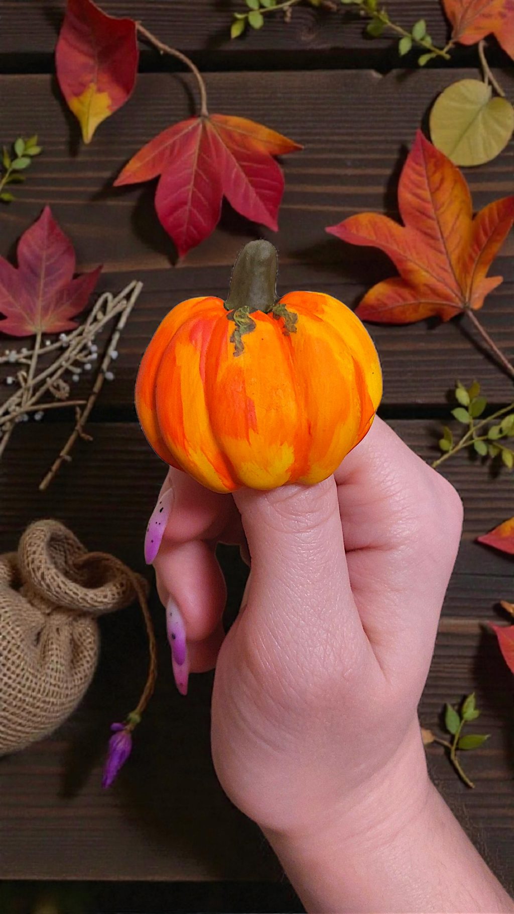 Брошь тыква