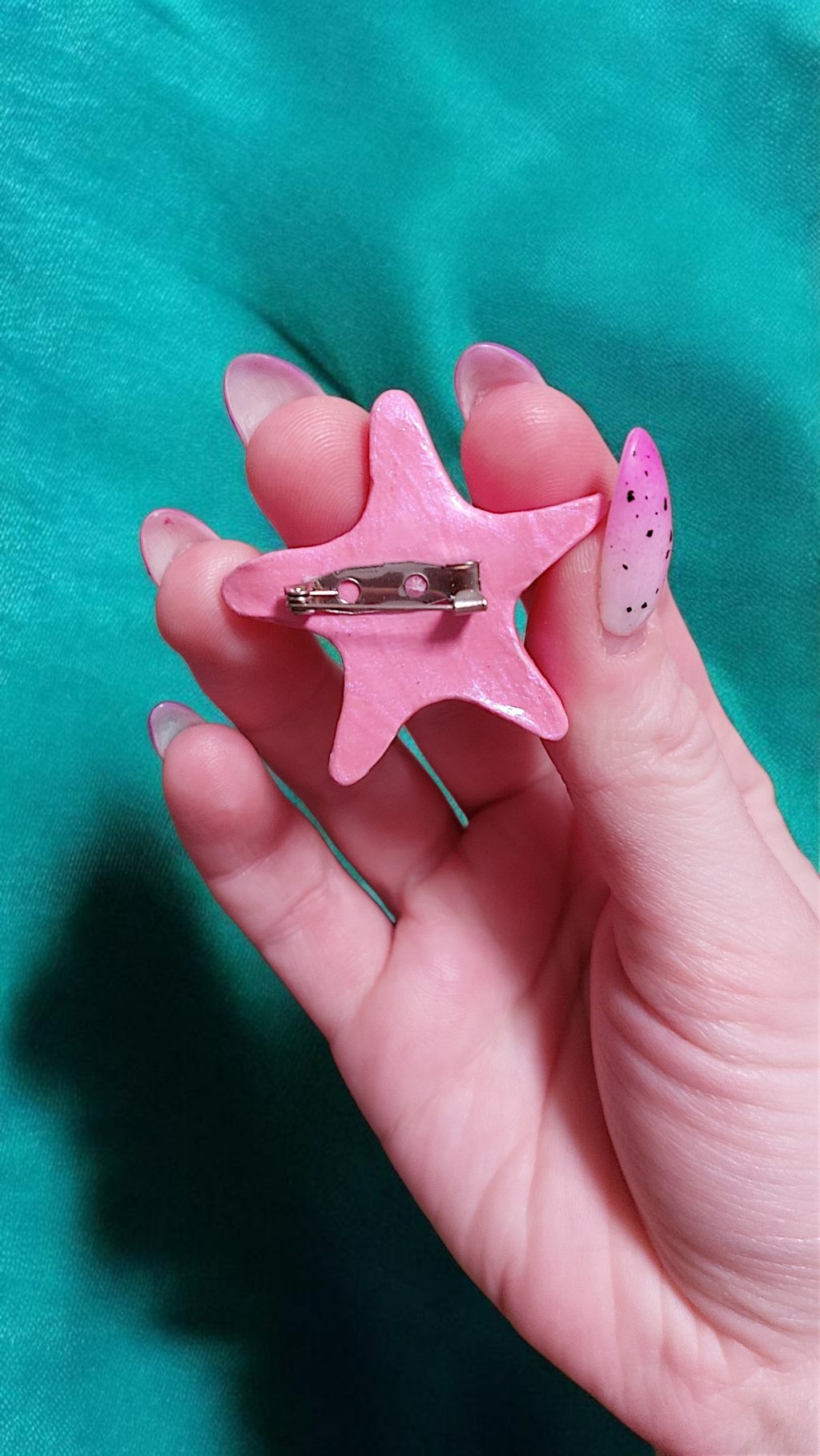 Брошь розовая звезда