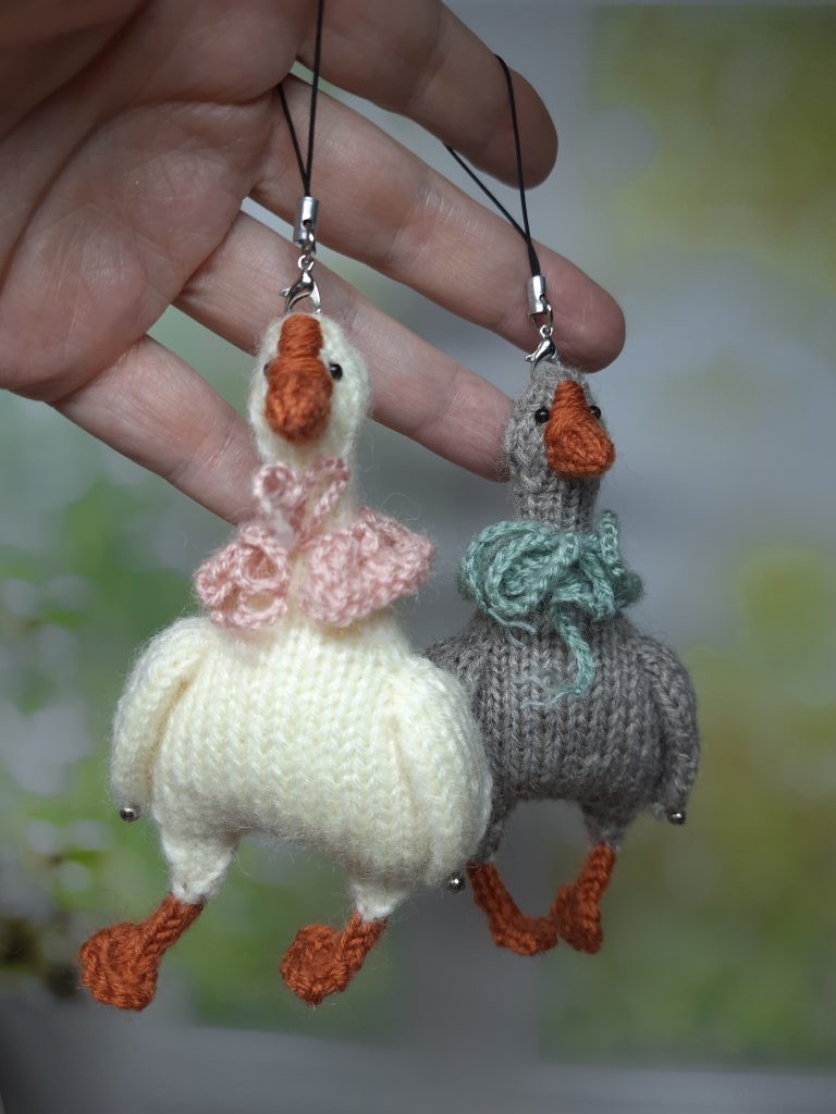 Брелок ручной работы