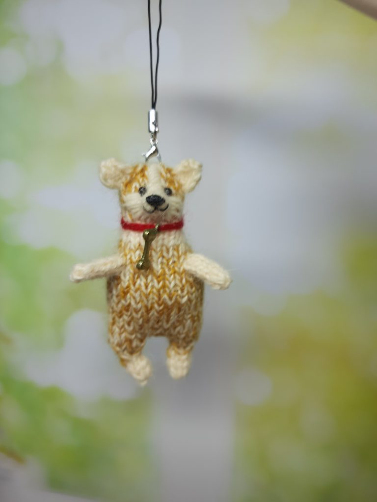 Брелок ручной работы