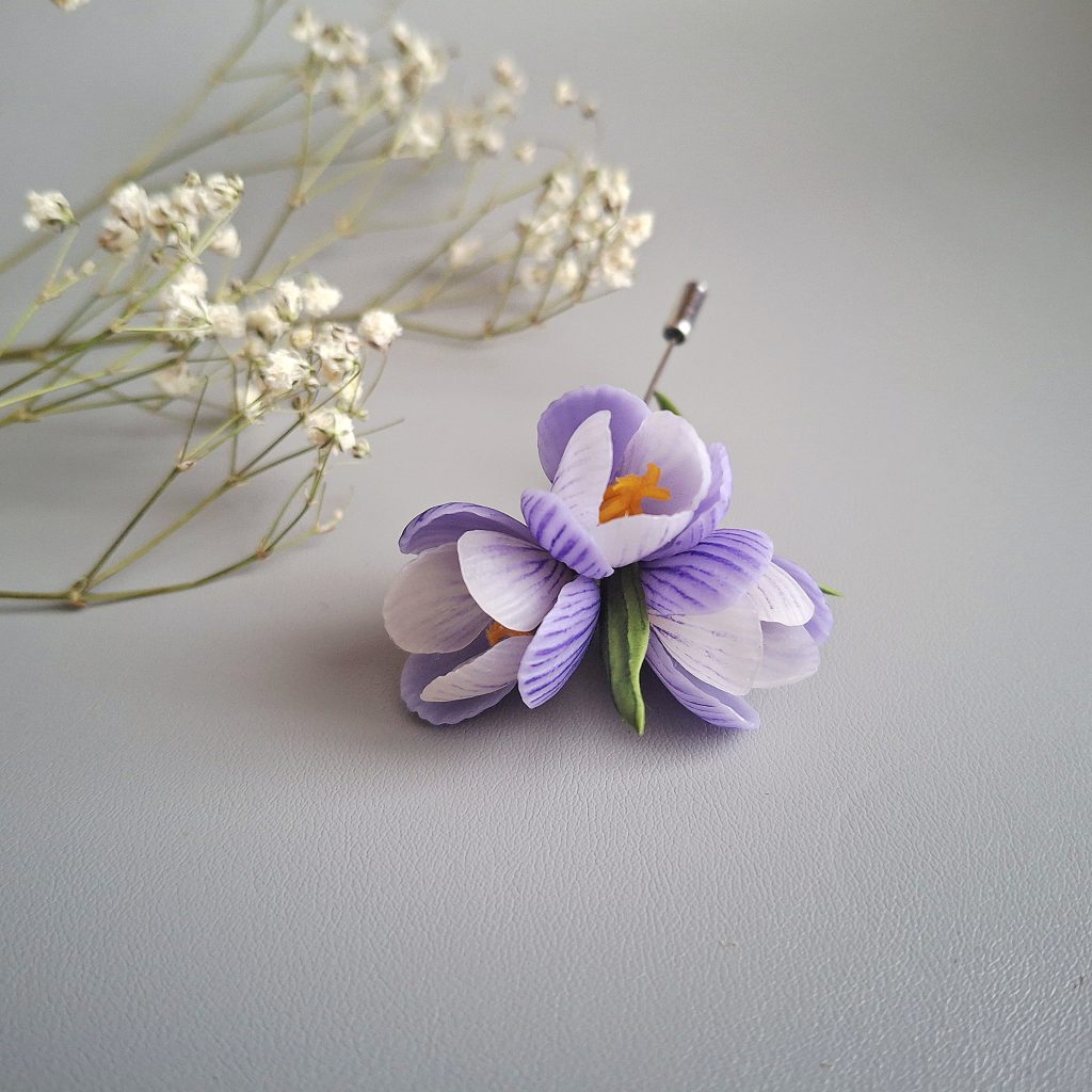 Брошь-игла Крокусы