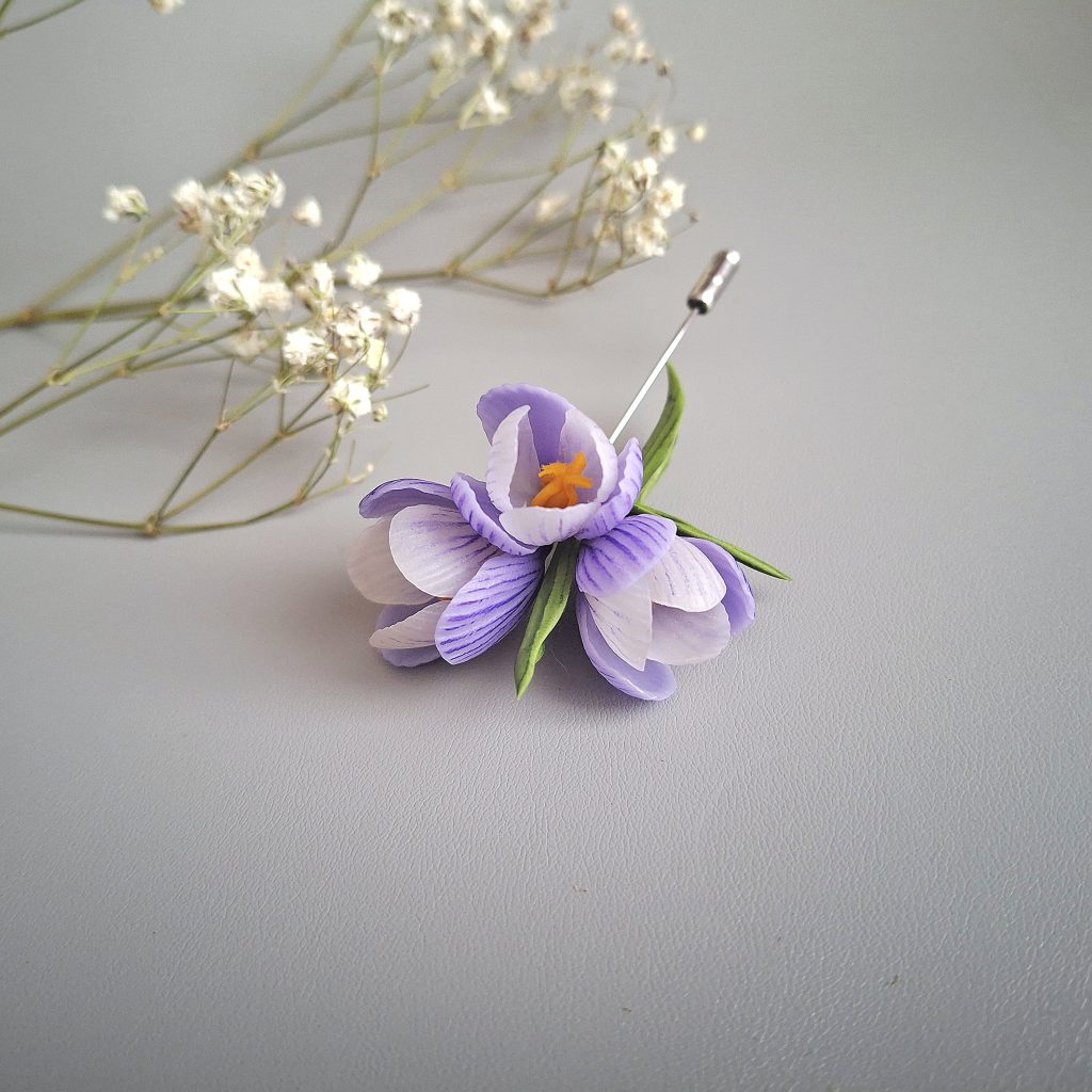 Брошь-игла Крокусы