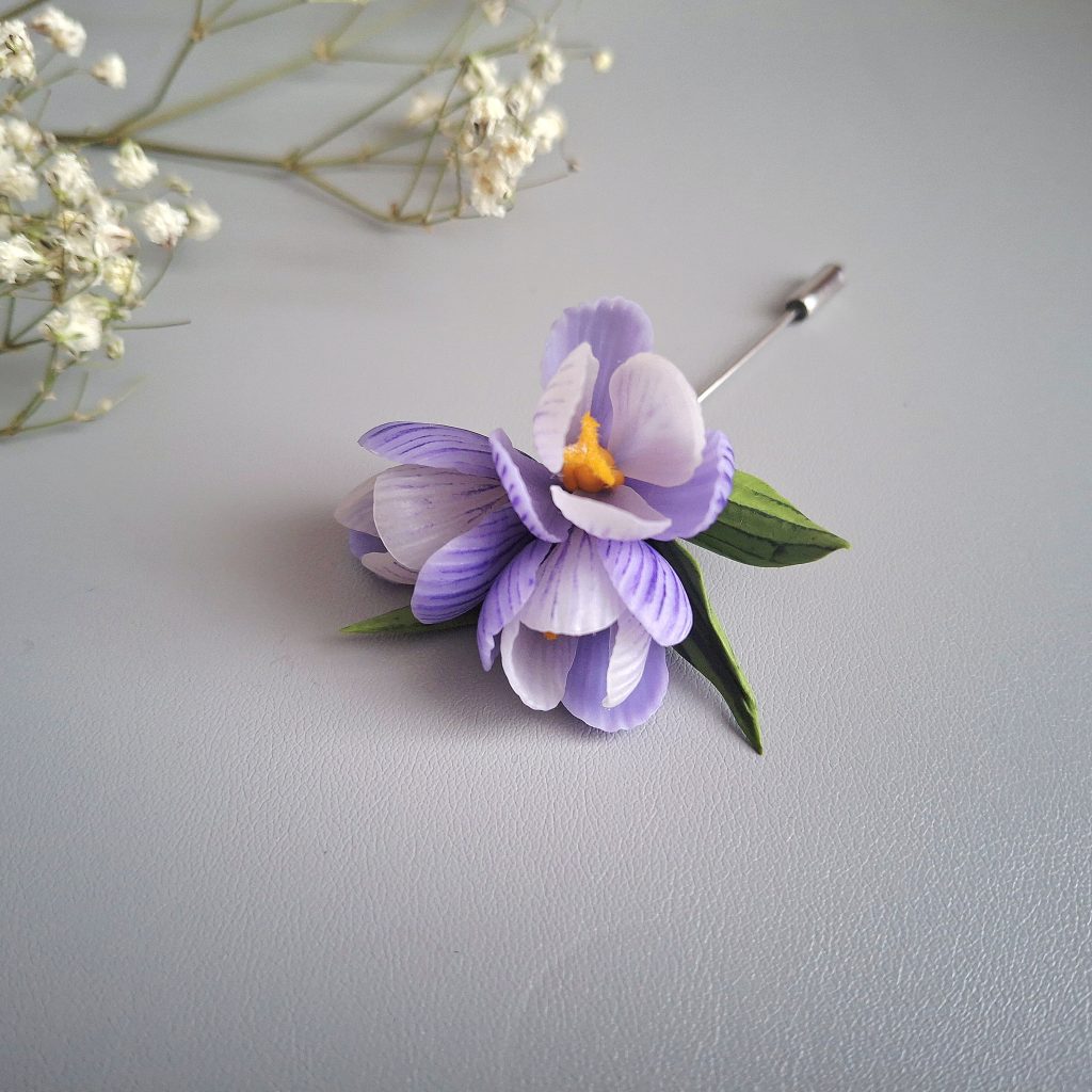 Брошь-игла Крокусы