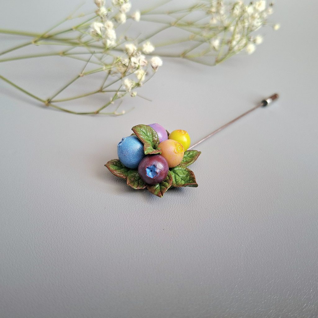 Брошь-игла Голубика