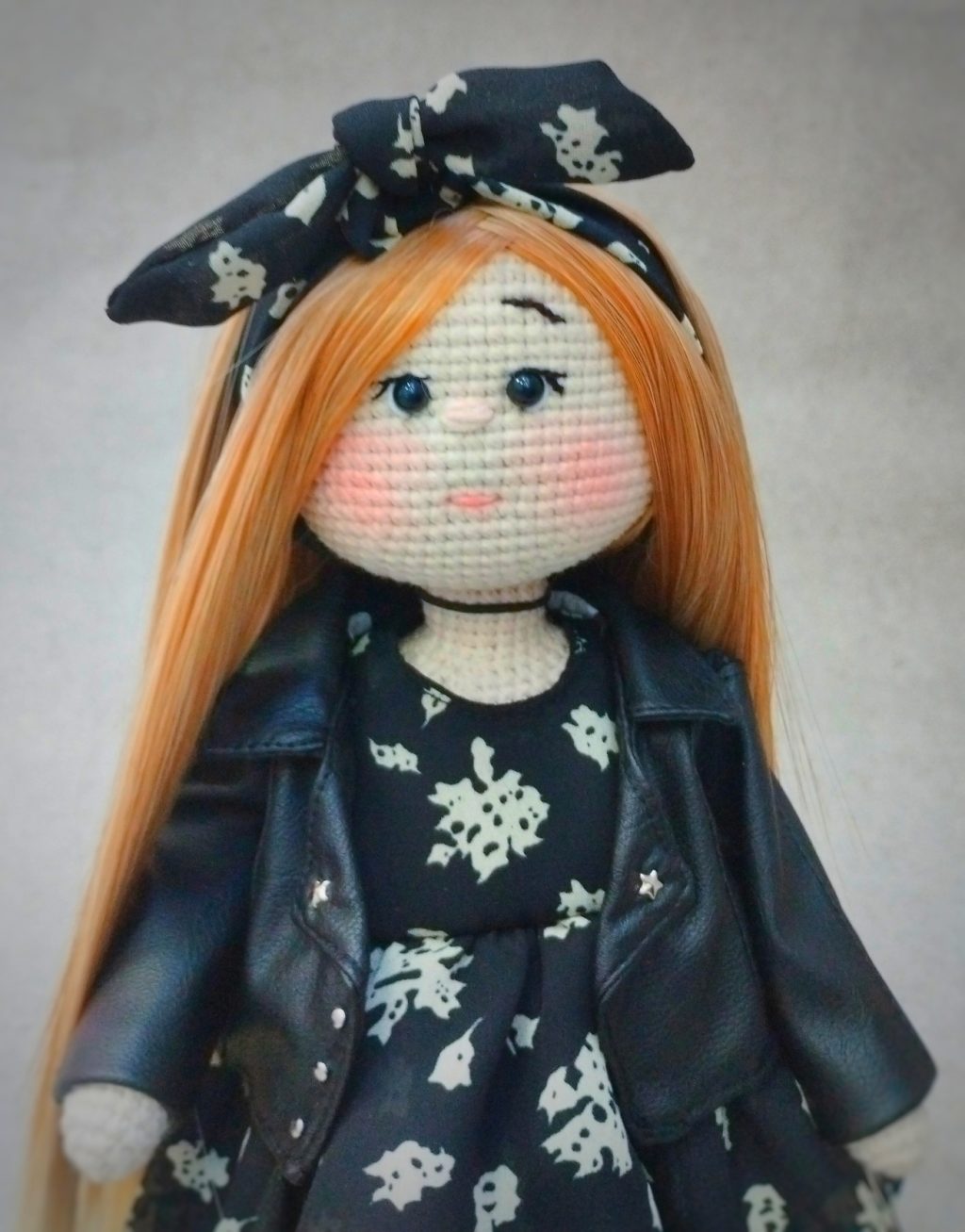 Кукла вязаная Модная Бунтарка