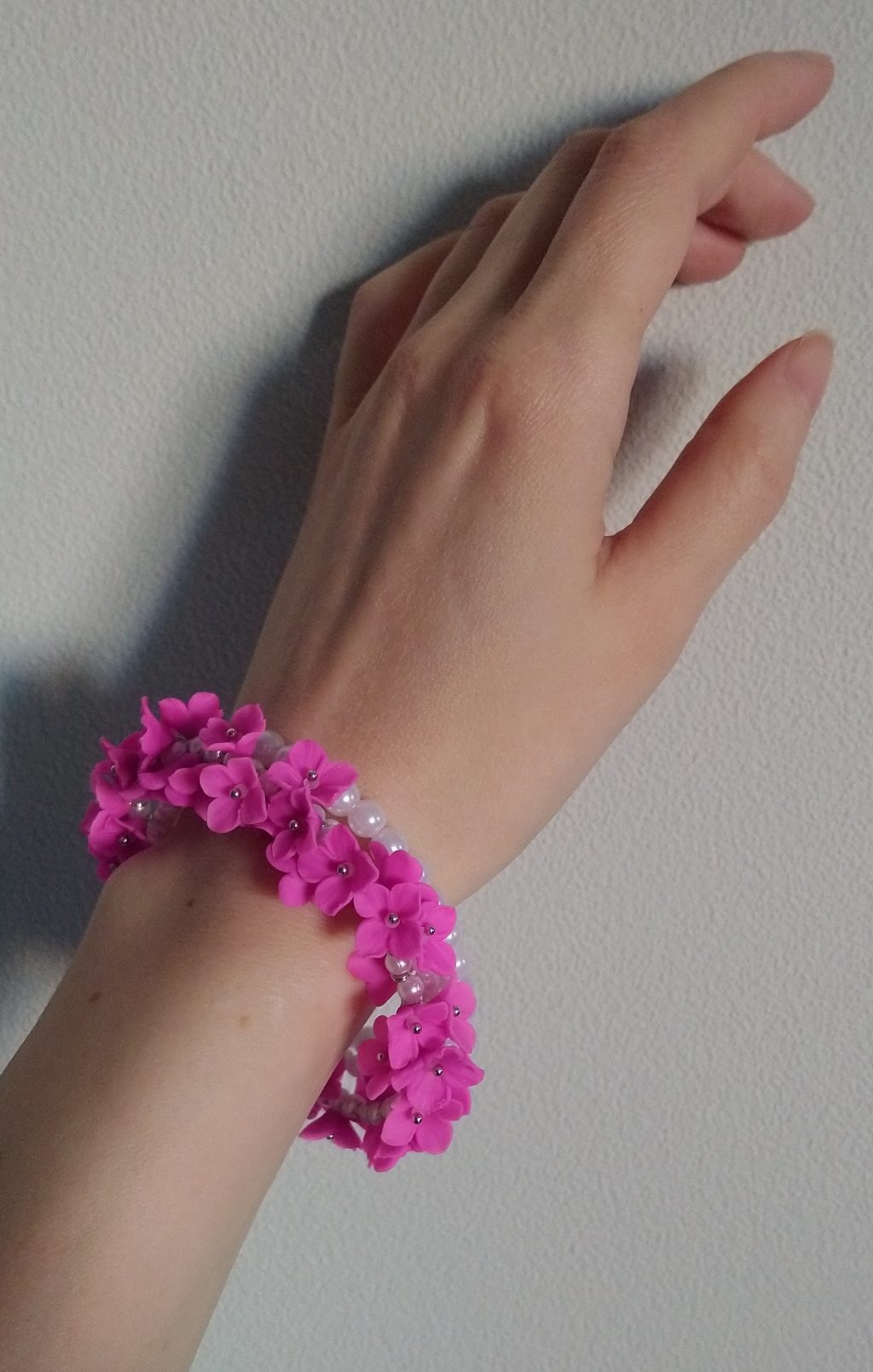 Комплект серьги и браслет цветы розы из полимерной глины