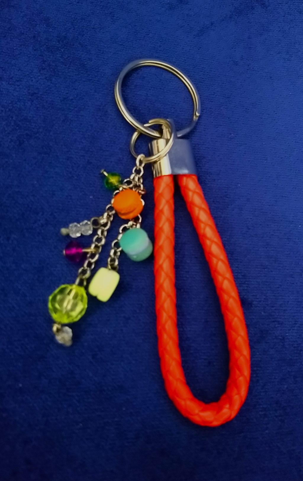 Брелок подвес на сумку с макарунами