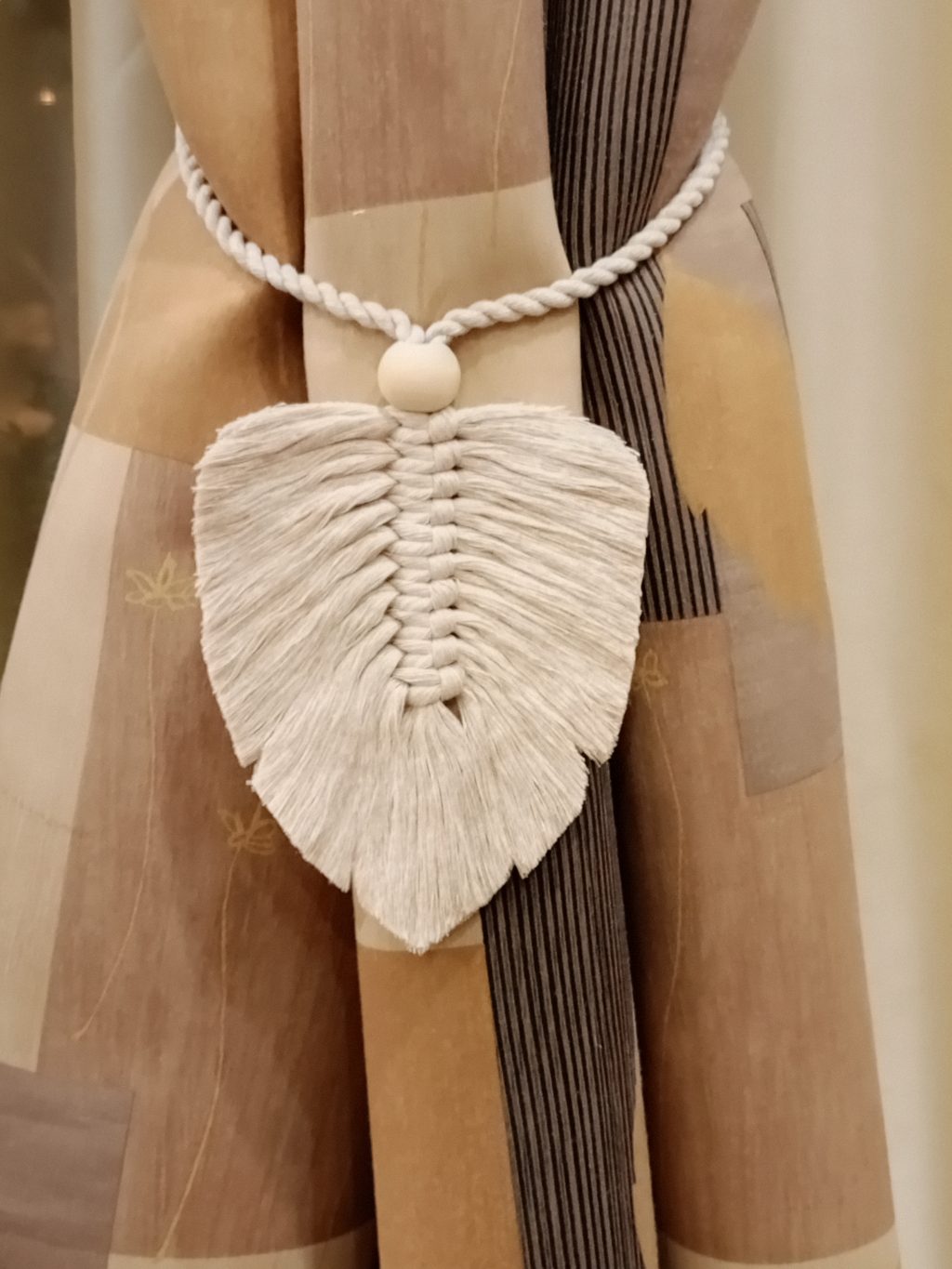 Подхват для штор макраме 2 шт Листья