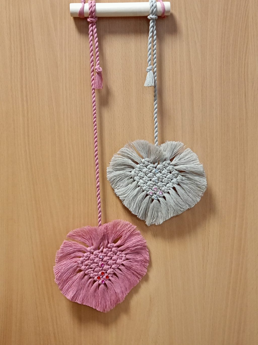 Макраме панно Два Сердца