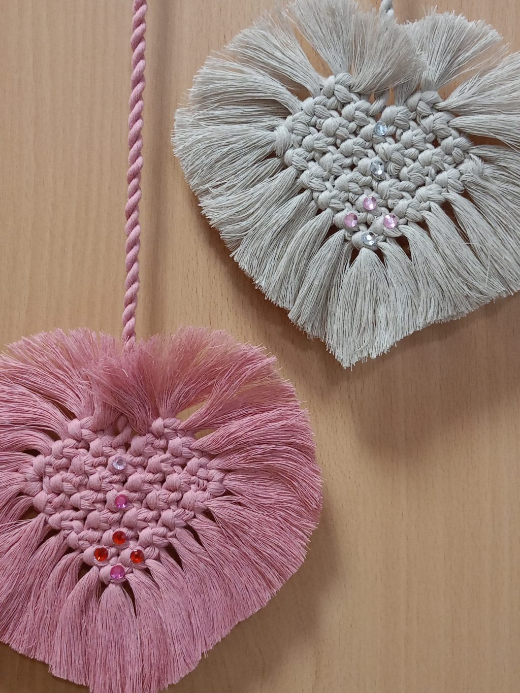 Макраме панно Два Сердца