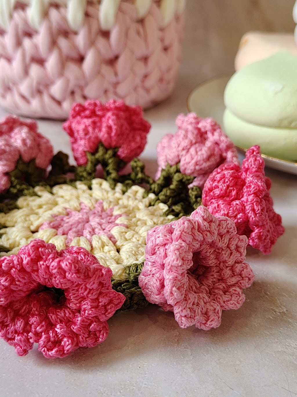 Подставка под кружку с цветами