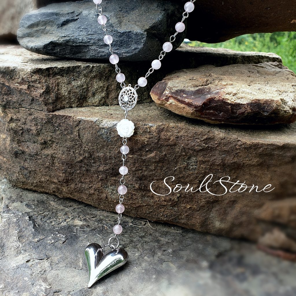 Розарий из розового кварца и перламутра