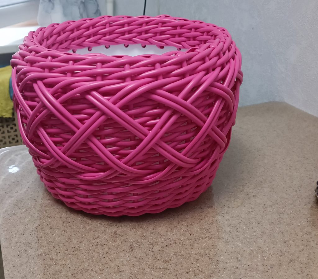 Кашпо из ротанга