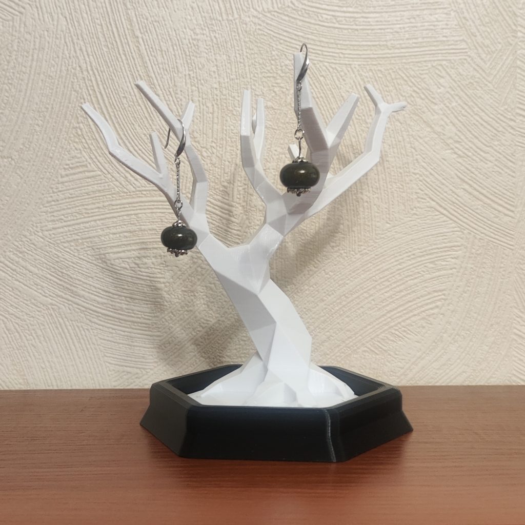 Серьги Ювелирная смола «Оливковые сфероиды»