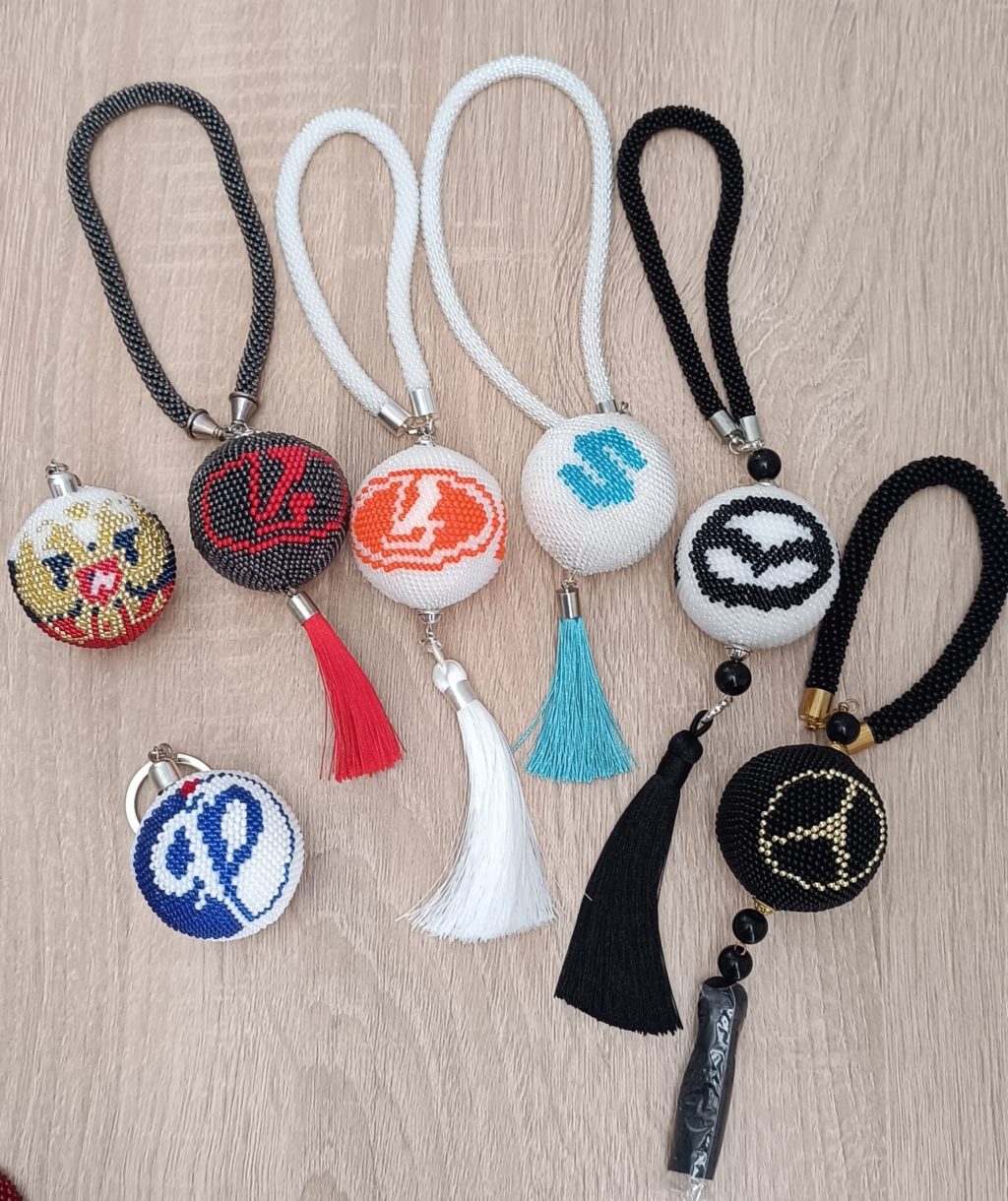 Автошарики, украшения для машины