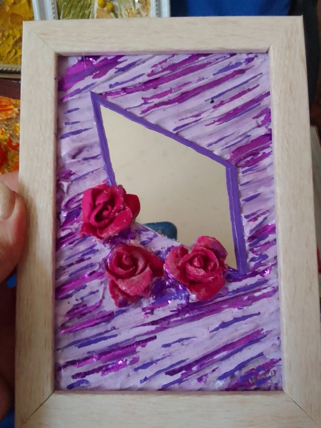 Фиолетовое настроение, с розами и зеркалом