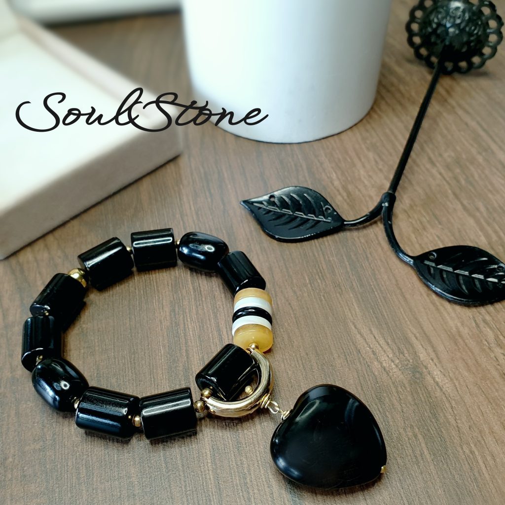 Парные браслеты с агатом и янтарем