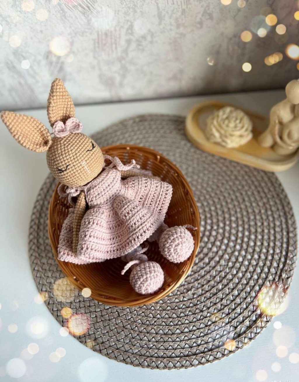 Вязаная зайка Элли