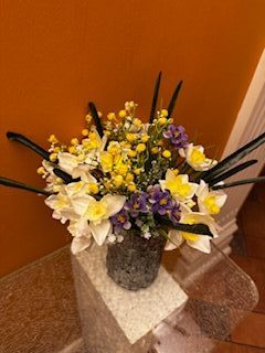 Весенний букет в вазе