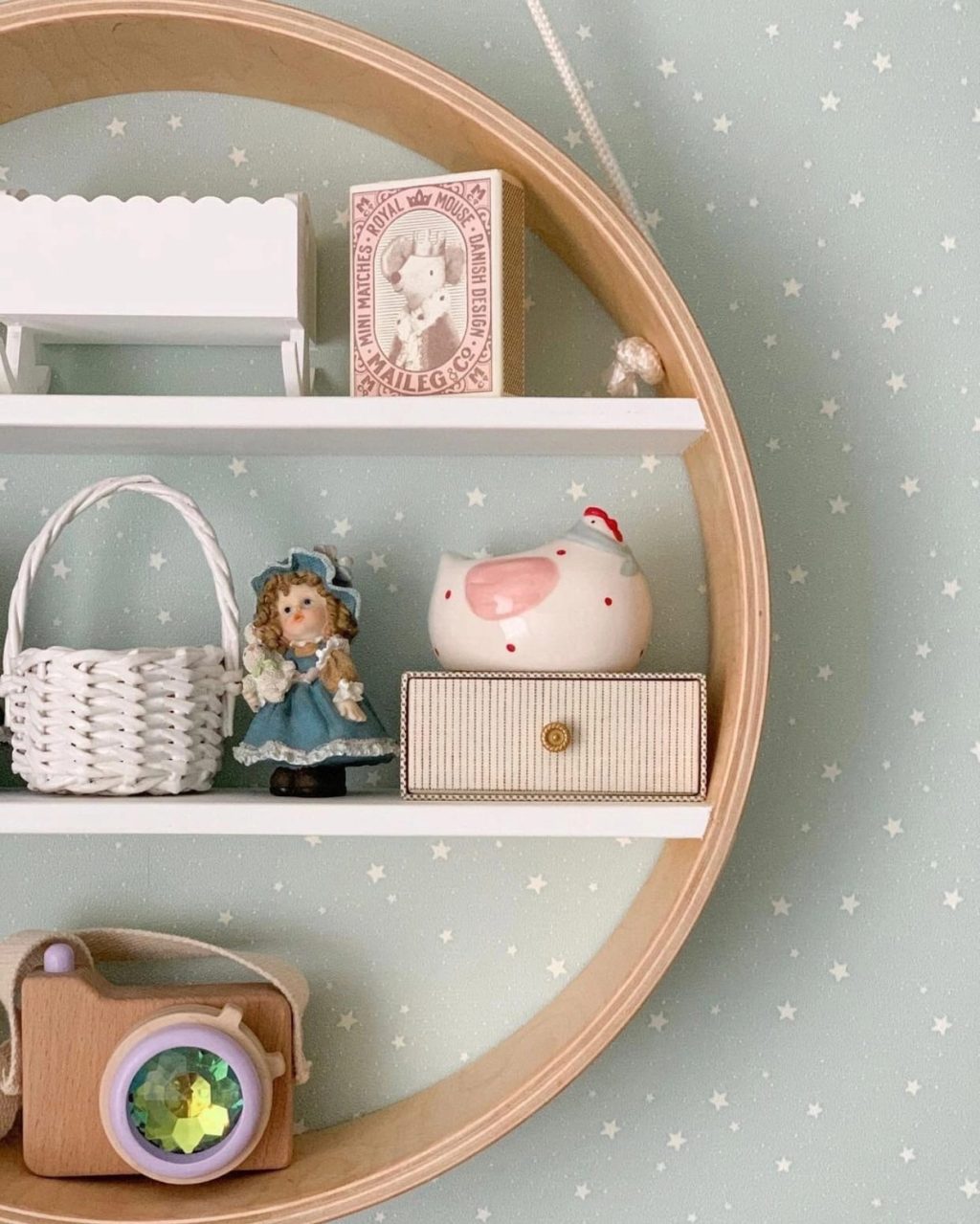 Круглая полка. Покрытие масло+краска