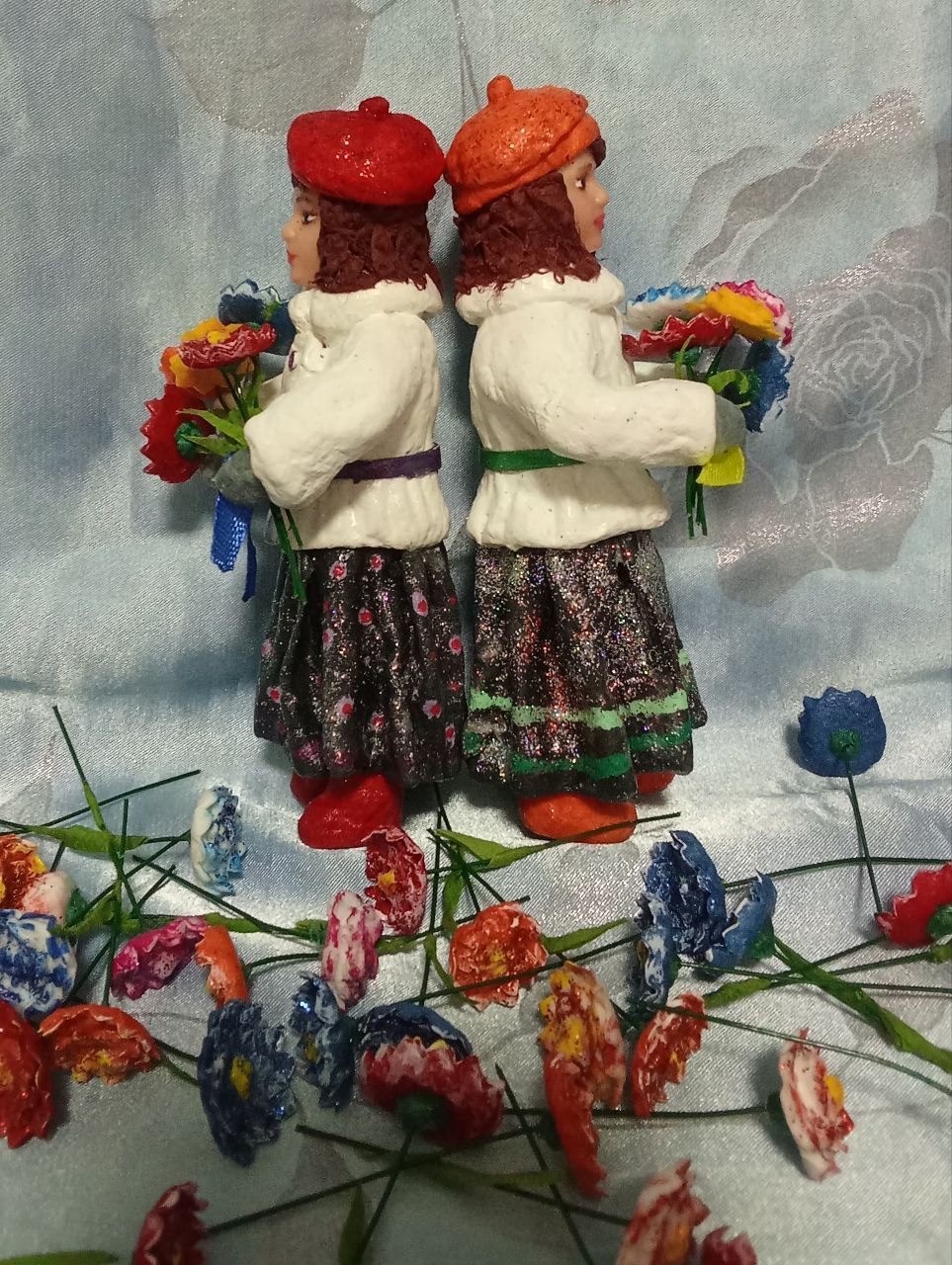 «С цветочками»