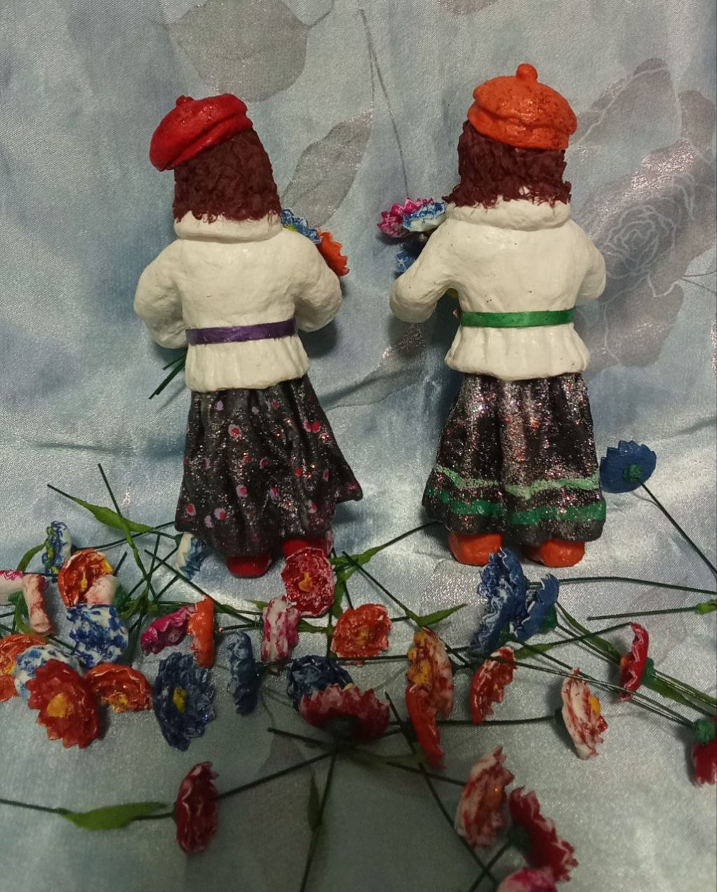 «С цветочками»