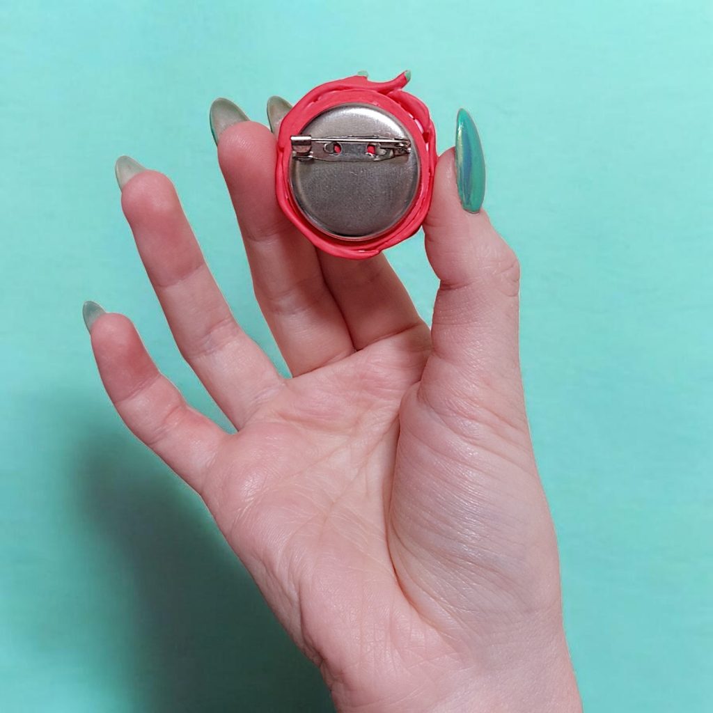 Брошь питахайя