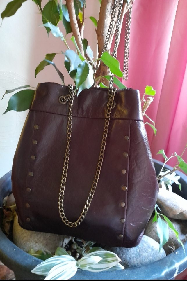 Сумочка мешочек на цепочке