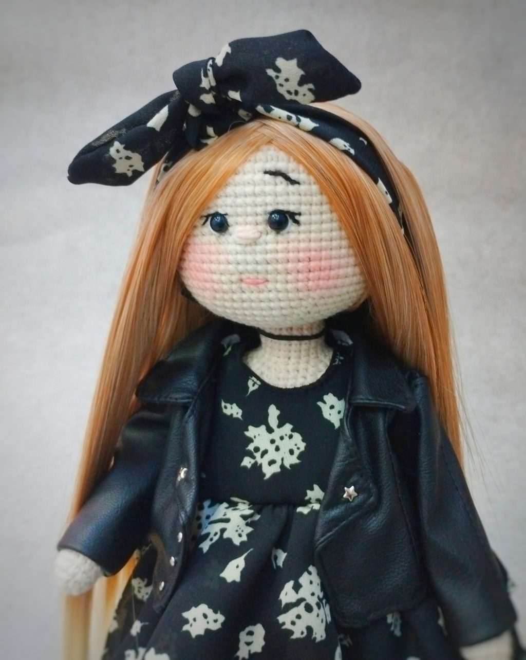 Кукла вязаная Модная Бунтарка