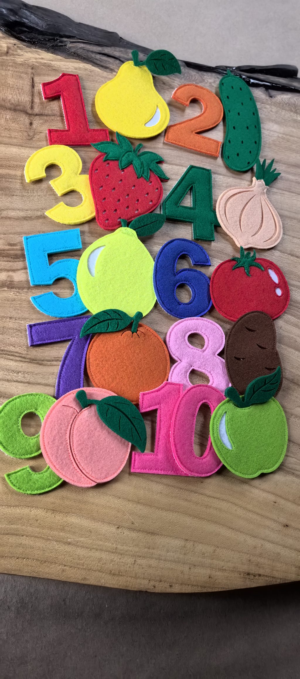Цифры из фетра на липучке