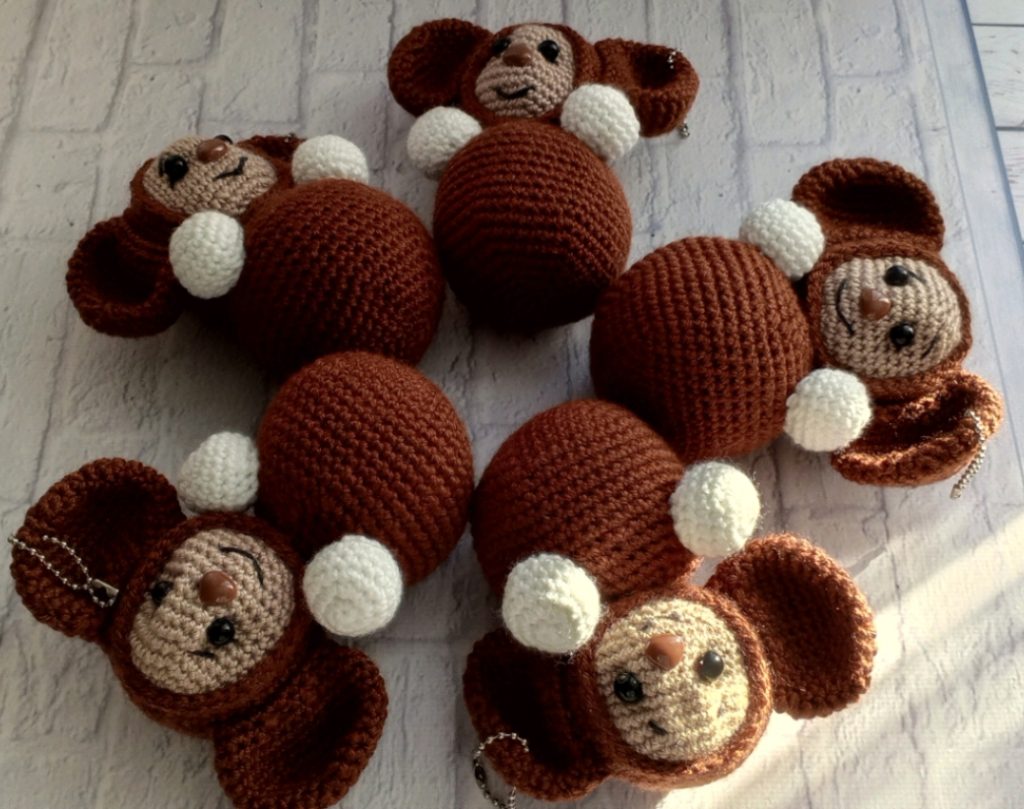 Чебурашка- неваляшка